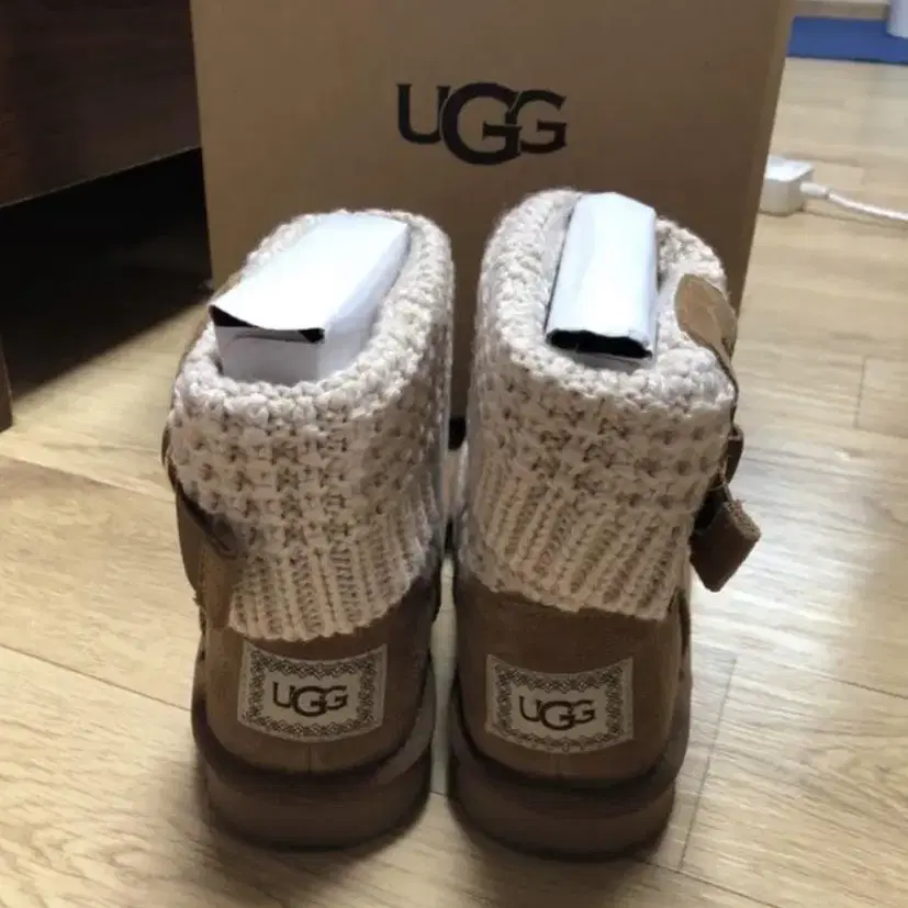 [새상품급/게런티카드o]미국 UGG/ 정가26만원