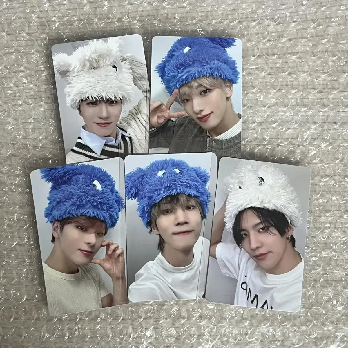 Vanner makestar hanbok photomatic / fur hat ver WTS