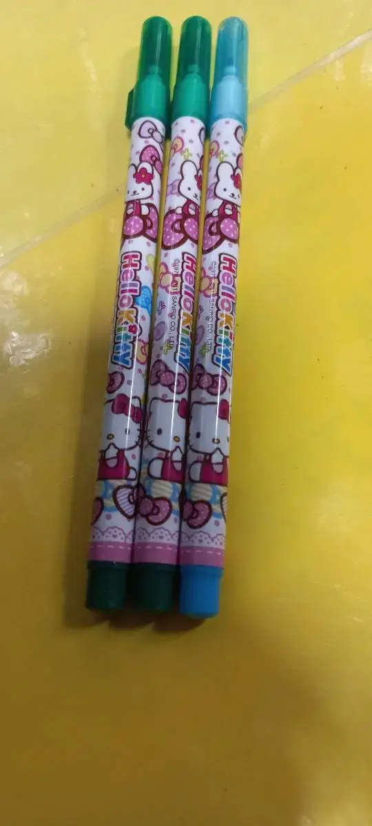 Bulk of 3 Hello Kitty Sign Pens