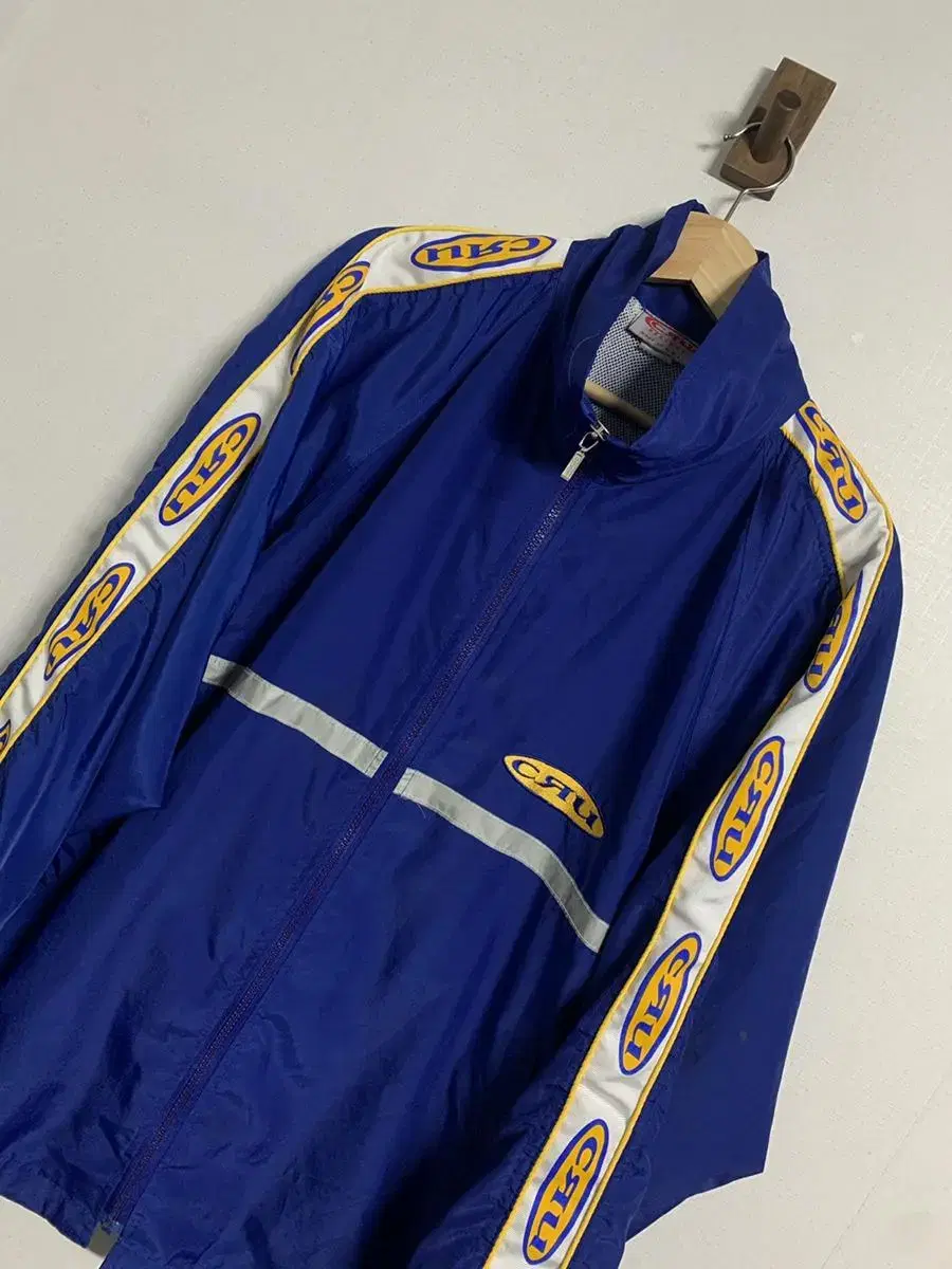 [F]CRU Vintage Sideline Logo Windbreaker San in USA