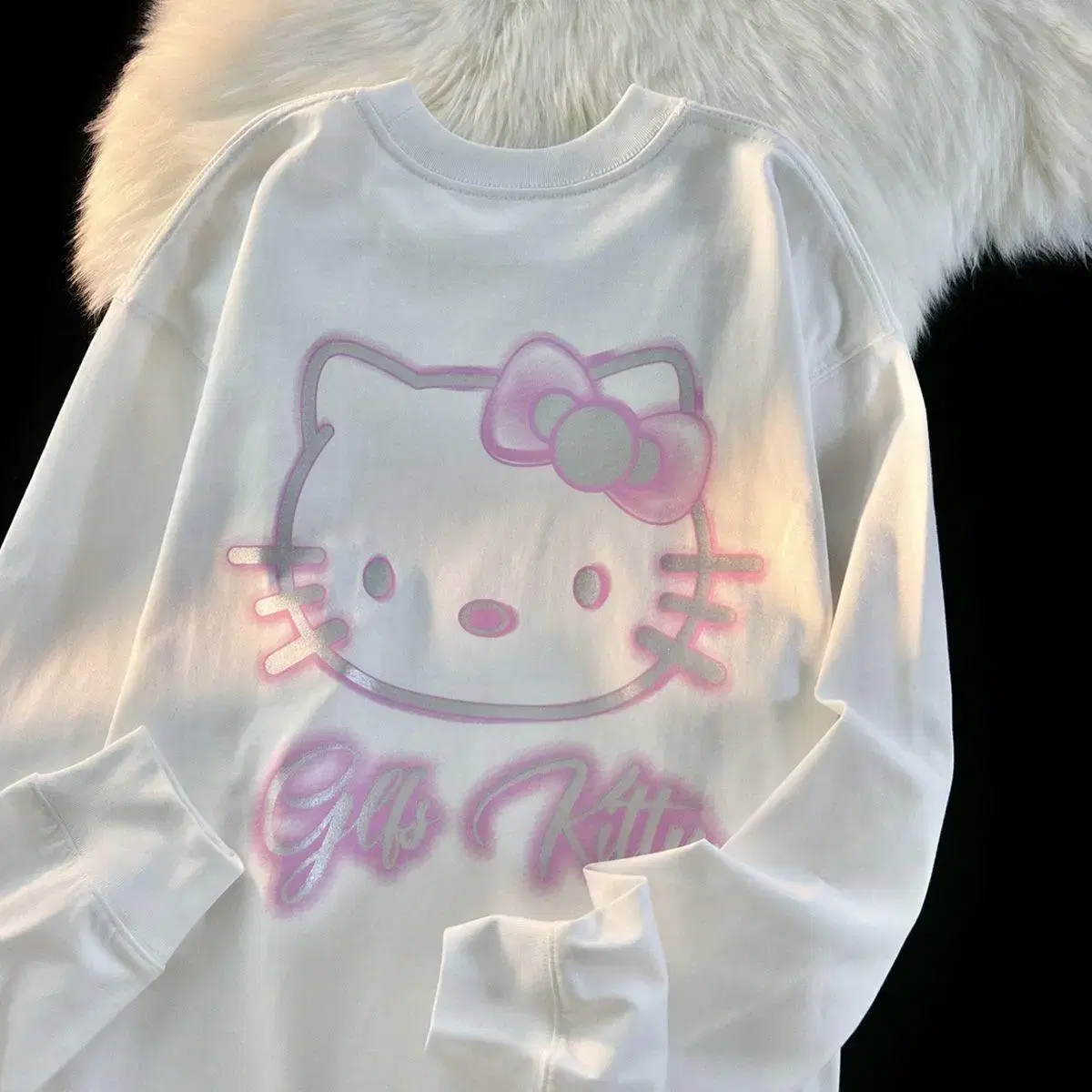 Hello kitty상의 후드티(2색깔)