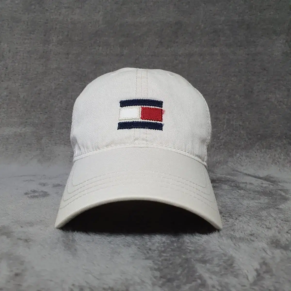 Tommy Hilfiger Ball Cap