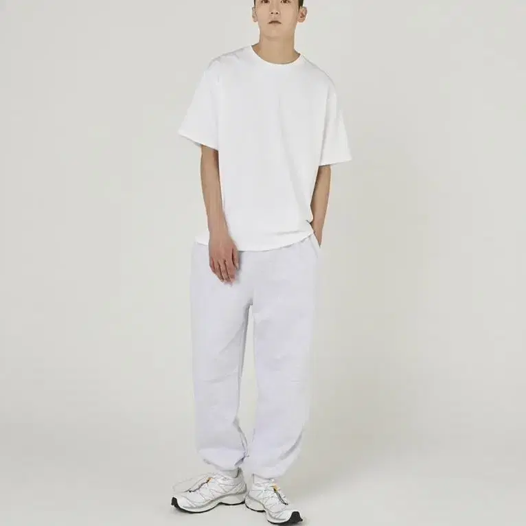 LLUD 러드 Section Jogger Pants Light Grey