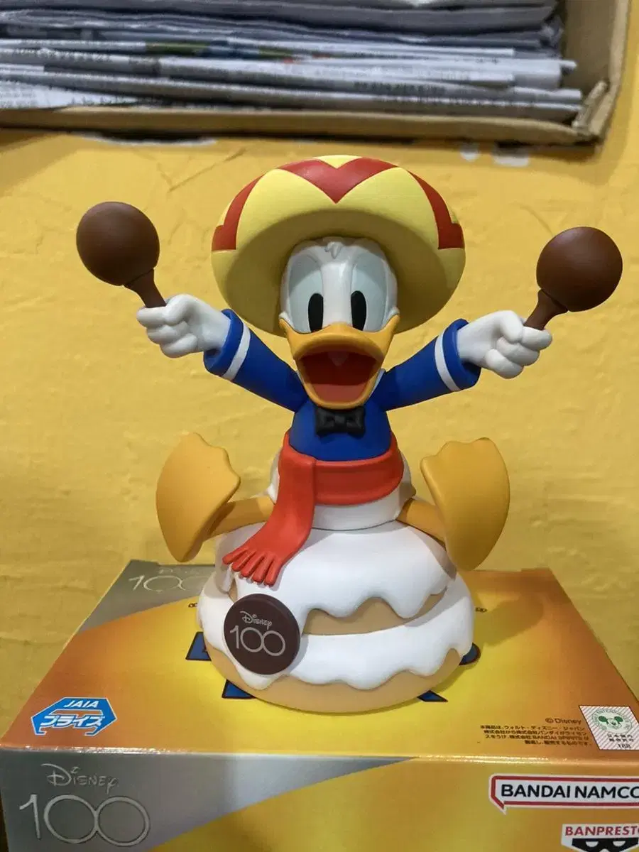 Vahn Presto Disney Donald Duck Figures