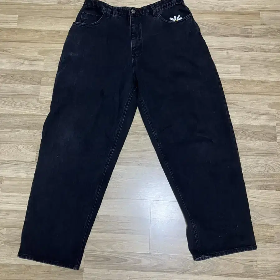 Smart Daisy Baggy Jeans (Black) XL