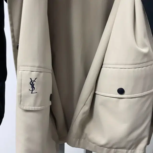 YSL 입생로랑 리버시블 자켓 105