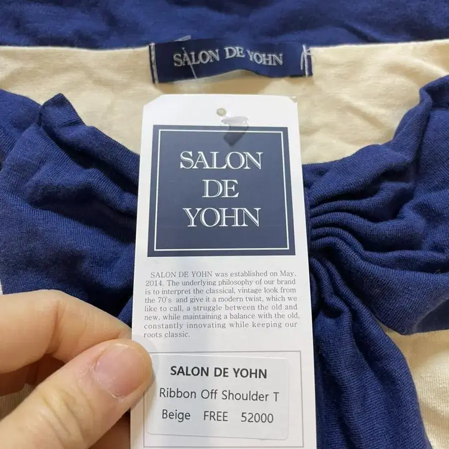 salon de yohn 살롱드욘 리본 티셔츠 오프숄더 새상품