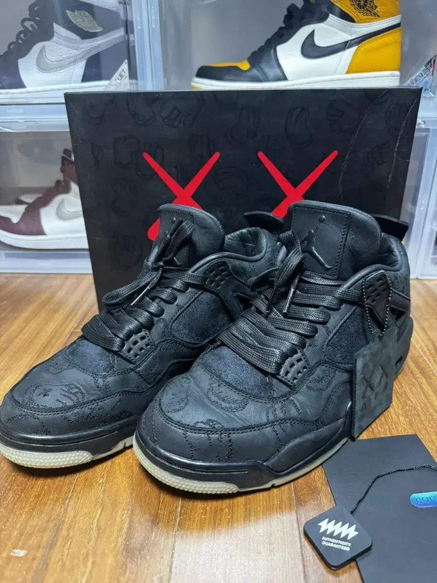 Jordan 4 Kaus Black