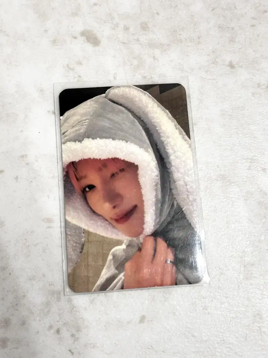 The Boyz new Minirecord Bunny Blanket photocard sells.