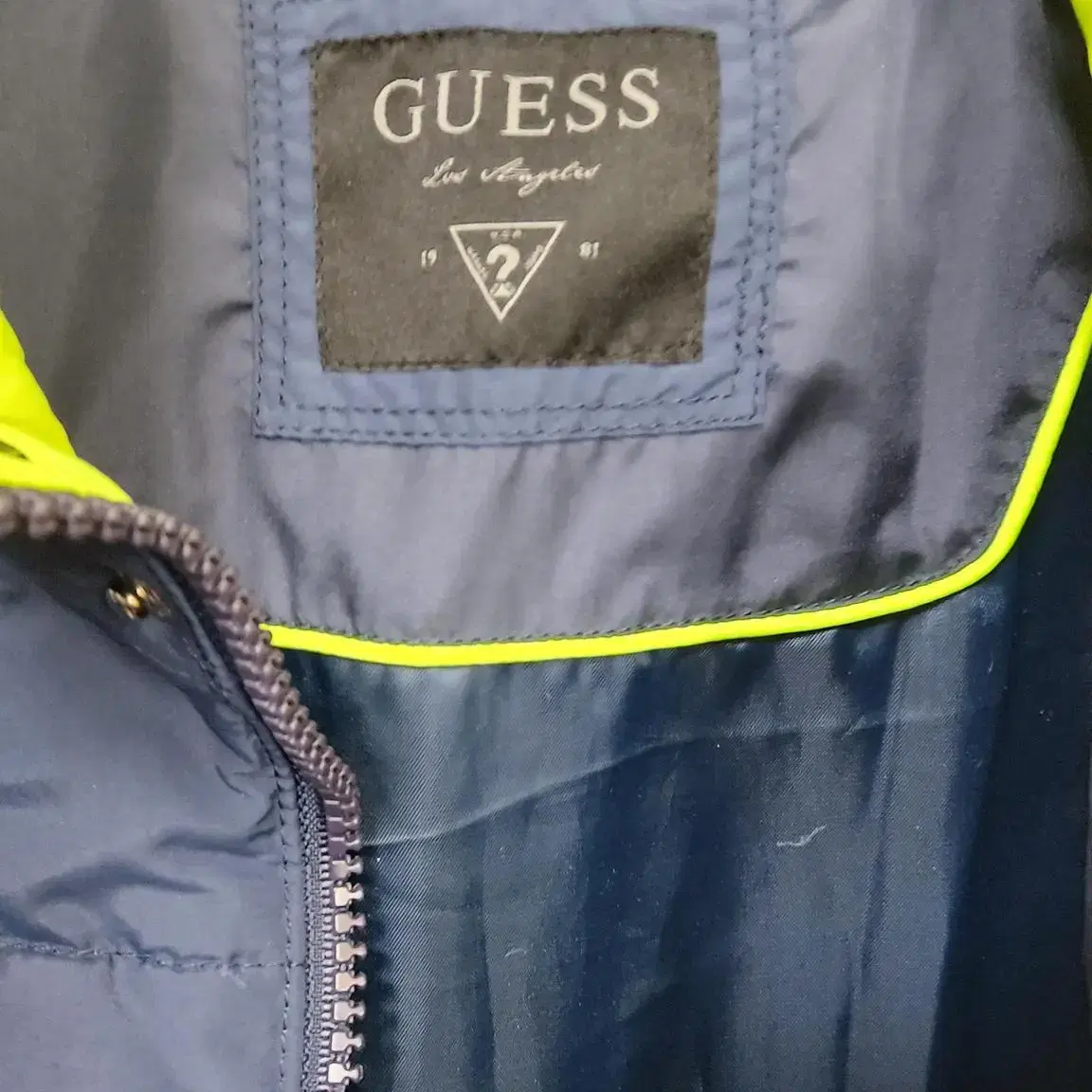 Guess 게스 덕다운 패딩자켓 남성 M, 95 A급