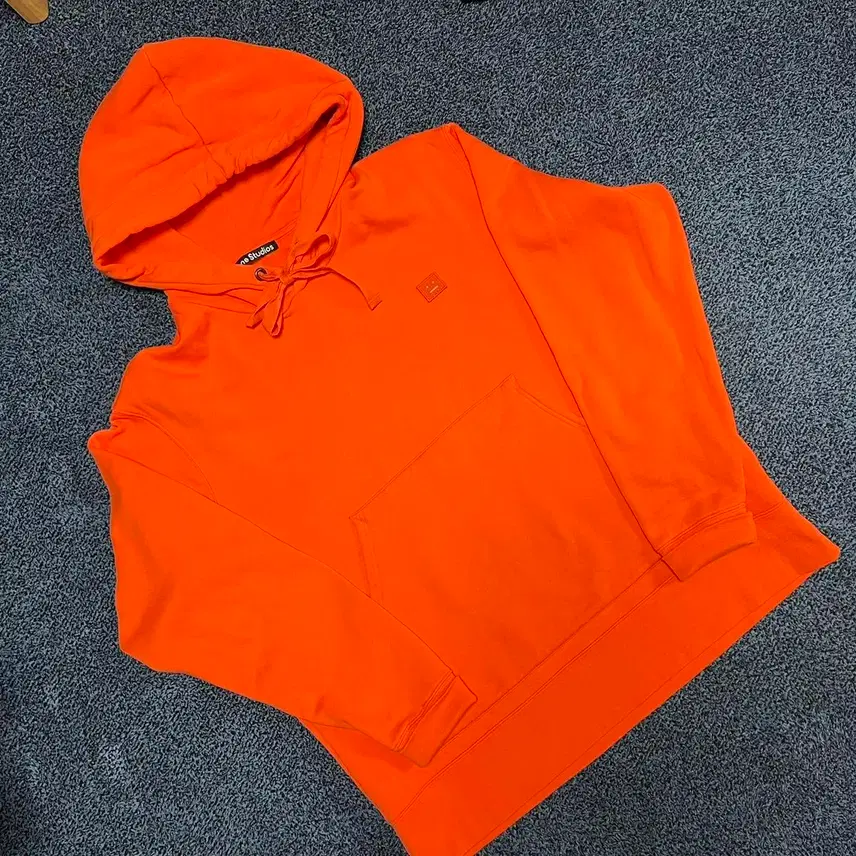 XXL]アクネ フェリス フード