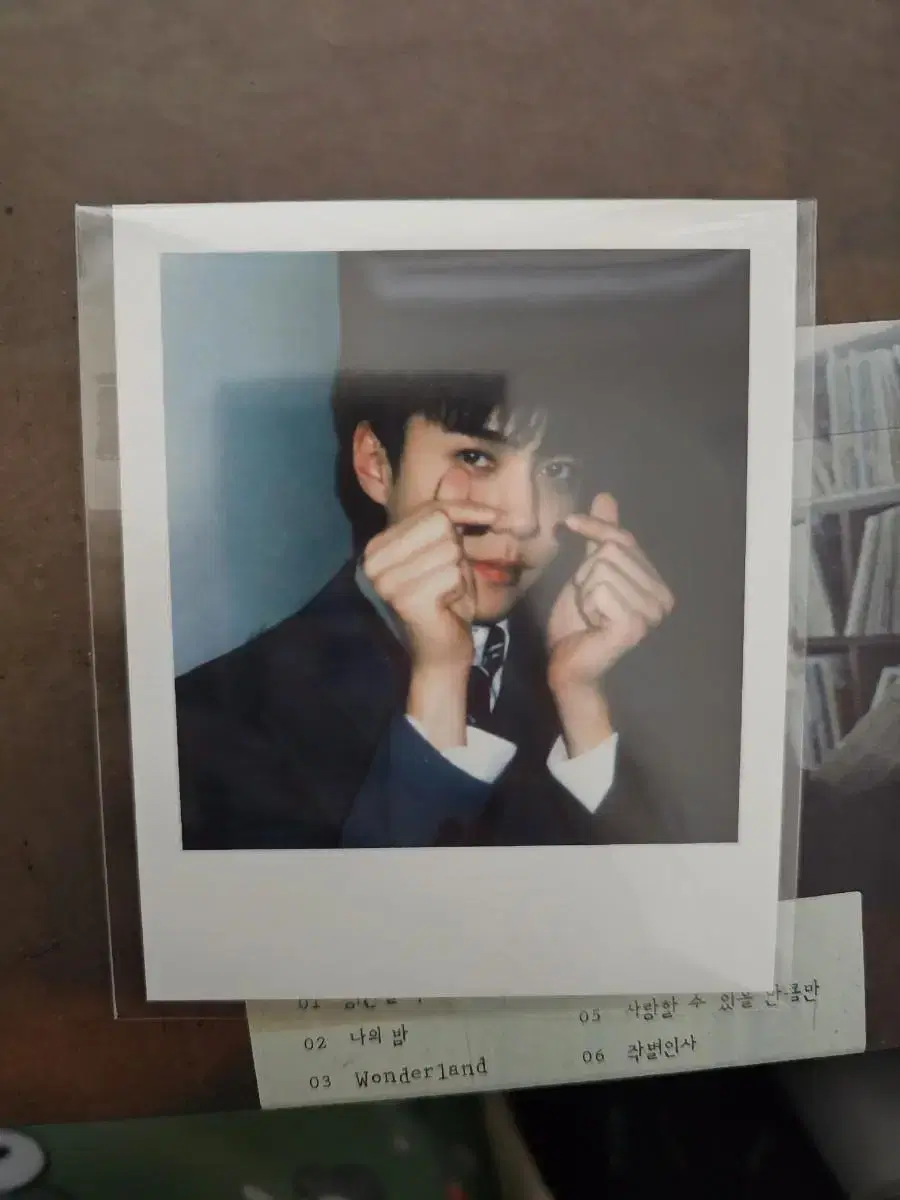 exo seasons greetings sehun polaroid