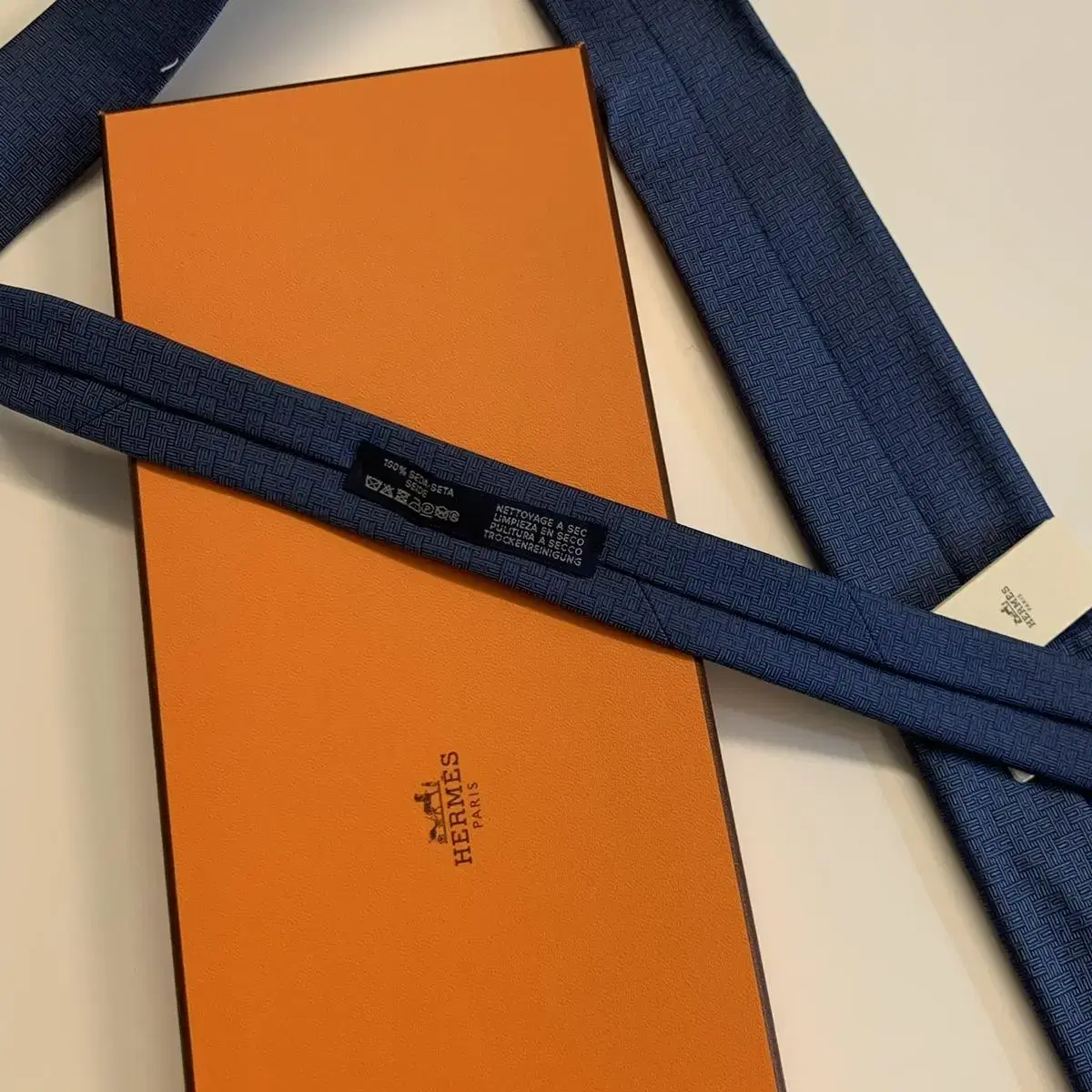 (새상품) 에르메스 명품넥타이 H로고 모노그램 7cm (HERMES)