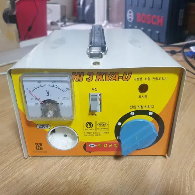 한국제품 외국에서 사용 3KVA 110V-220V 승압용 변압기 외국국가