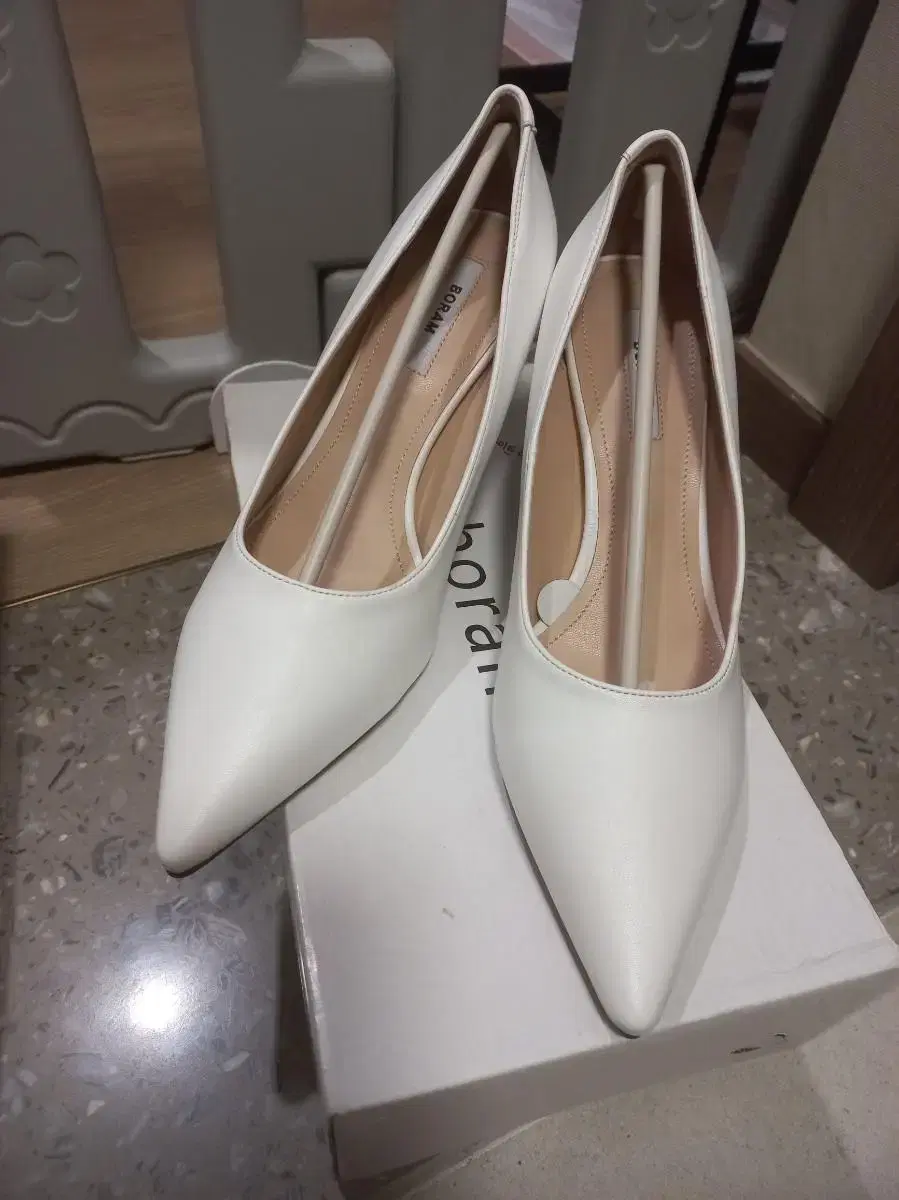 <새상품>PumpsShoes Formal Heels Pointed Toe 250 7cm White