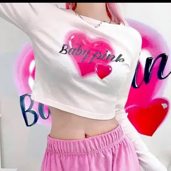 에이블리 하트 크롭티 baby heart crop-T