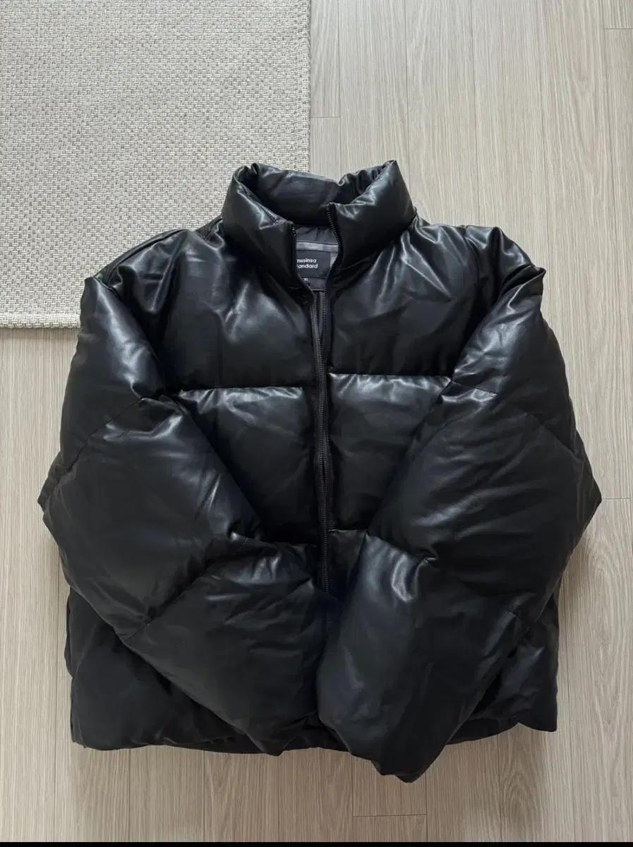 [XL]Gentleman's Standard Vegan Leather Puffer Short Padded Black