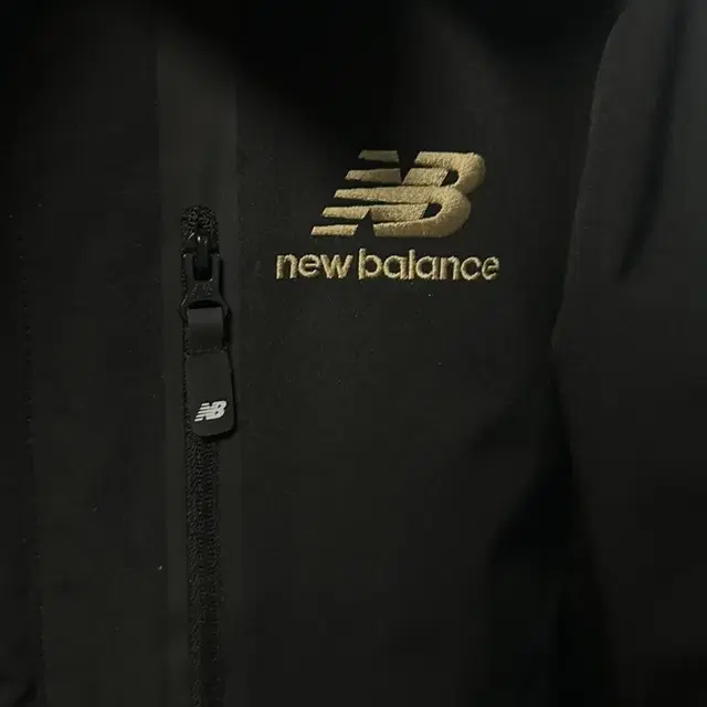 New balance 바람막이