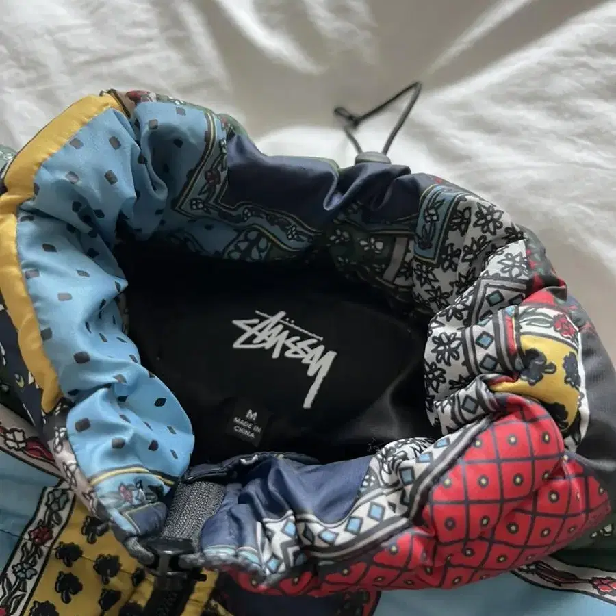 stussy 패딩 판매합니다