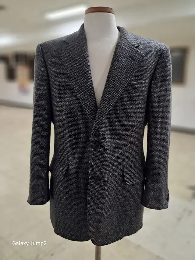 Burberry cashmere wool blaizer