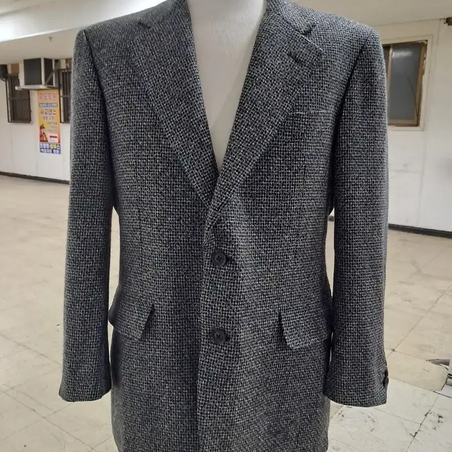 Burberry cashmere wool blaizer