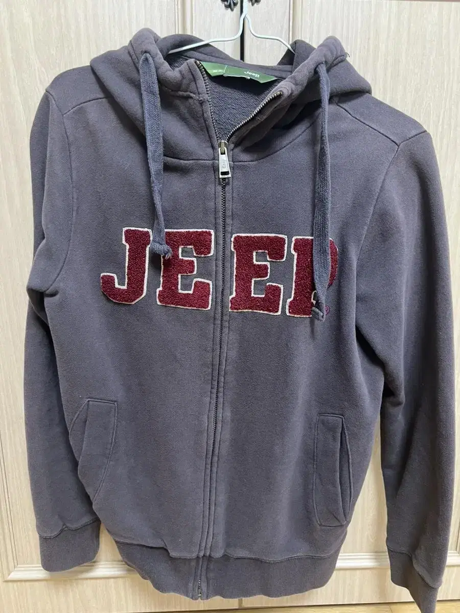 vintage jeep hood zip-up