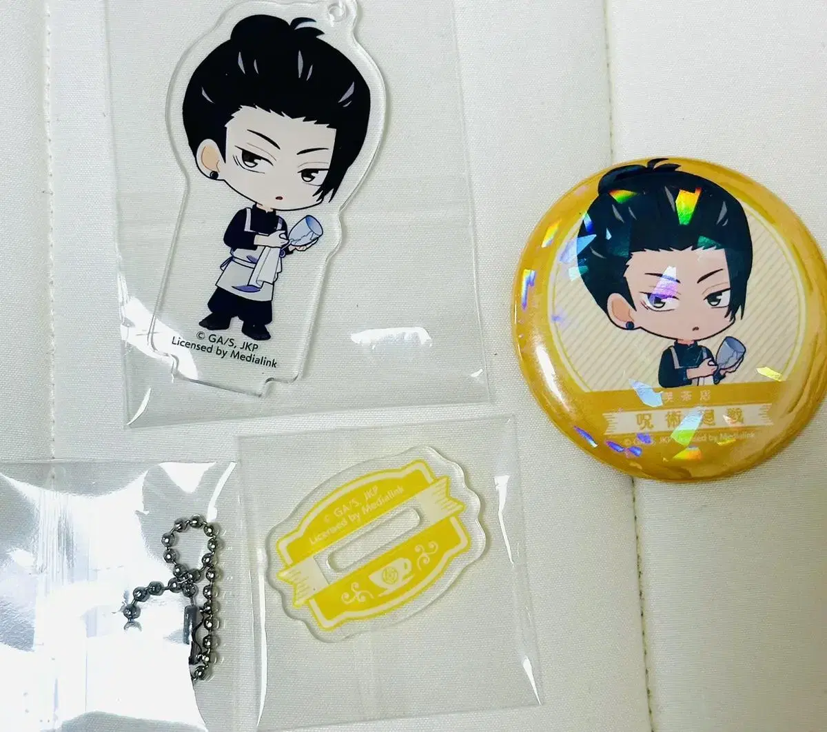 Zuu Spinning Anime Collaboration Cafe Ghetto Scuro acrylic Stand, sells can badges