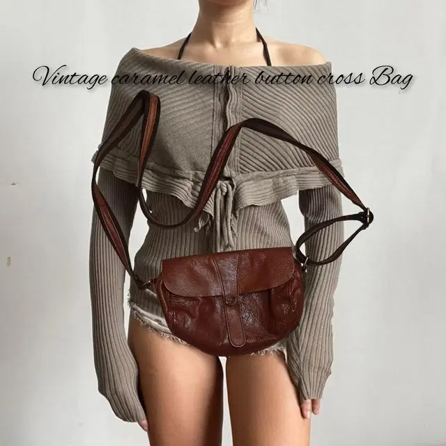 Vintage caramel leather button cross Bag