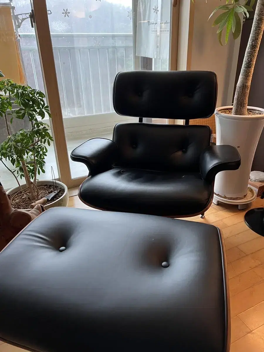 에피하임 임즈 소파 의자 EPIHAIM EAMES CHAIR