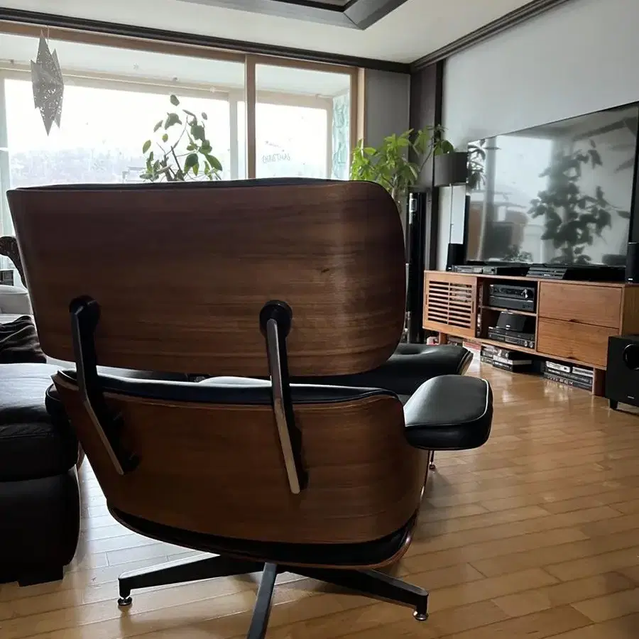 에피하임 임즈 소파 의자 EPIHAIM EAMES CHAIR