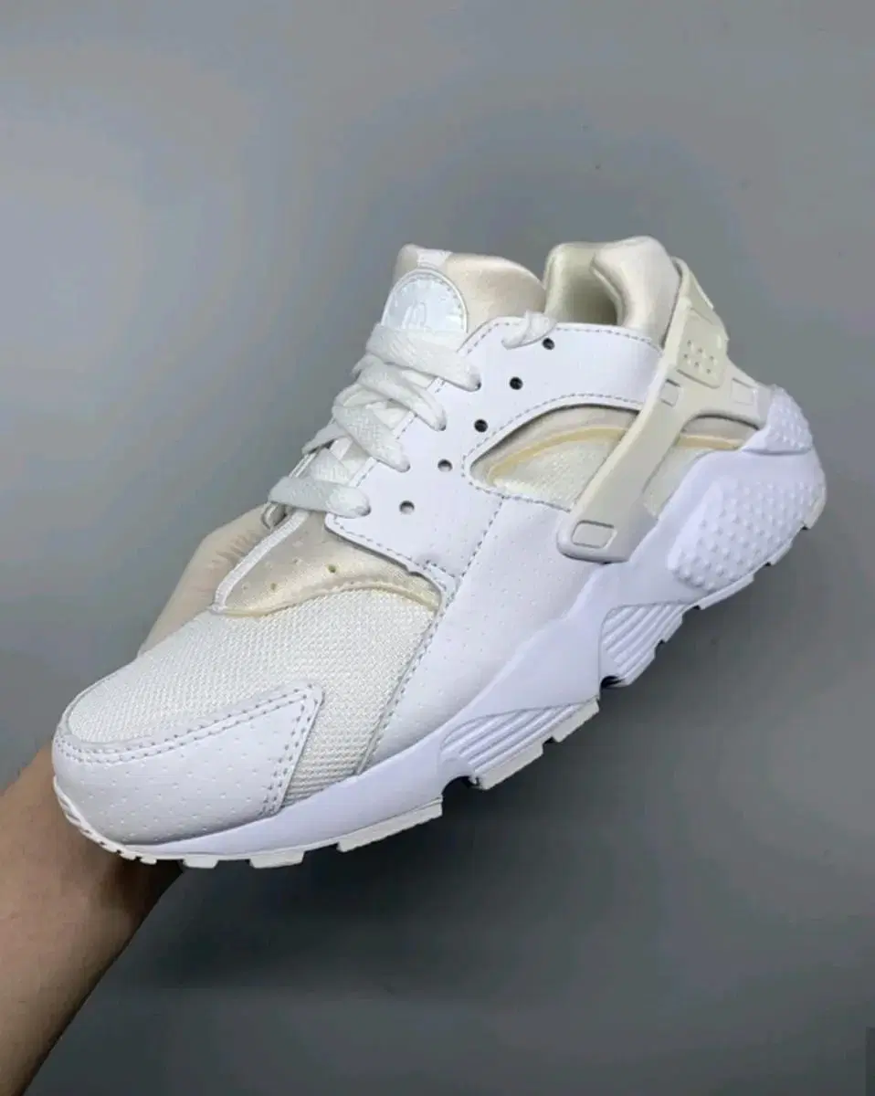 Nike Air Huarache Run White Pure Platinu