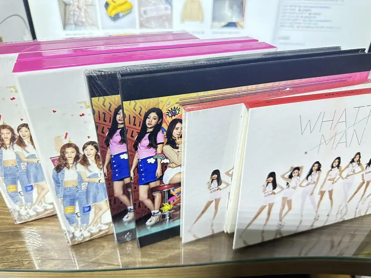 I.O.I albums