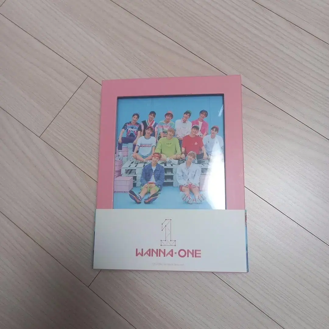 Source) wanna one Album