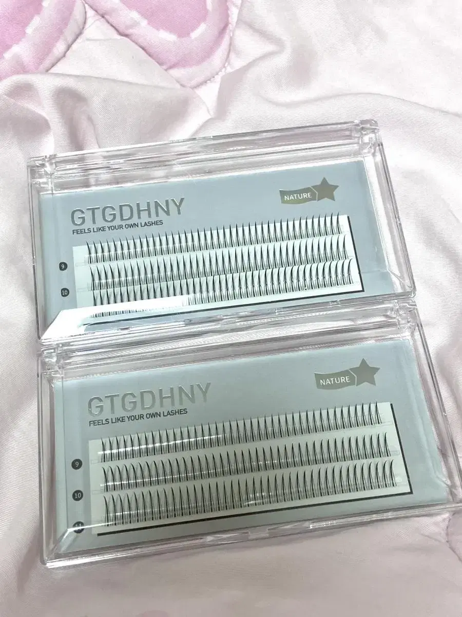 Two strands of eyelashes bulk!