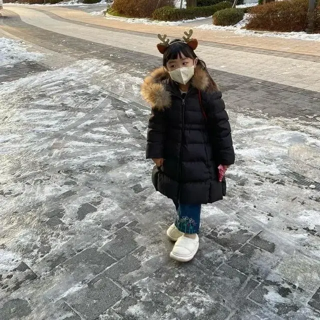 리틀그라운드 룰라비 롱패딩 110 5y