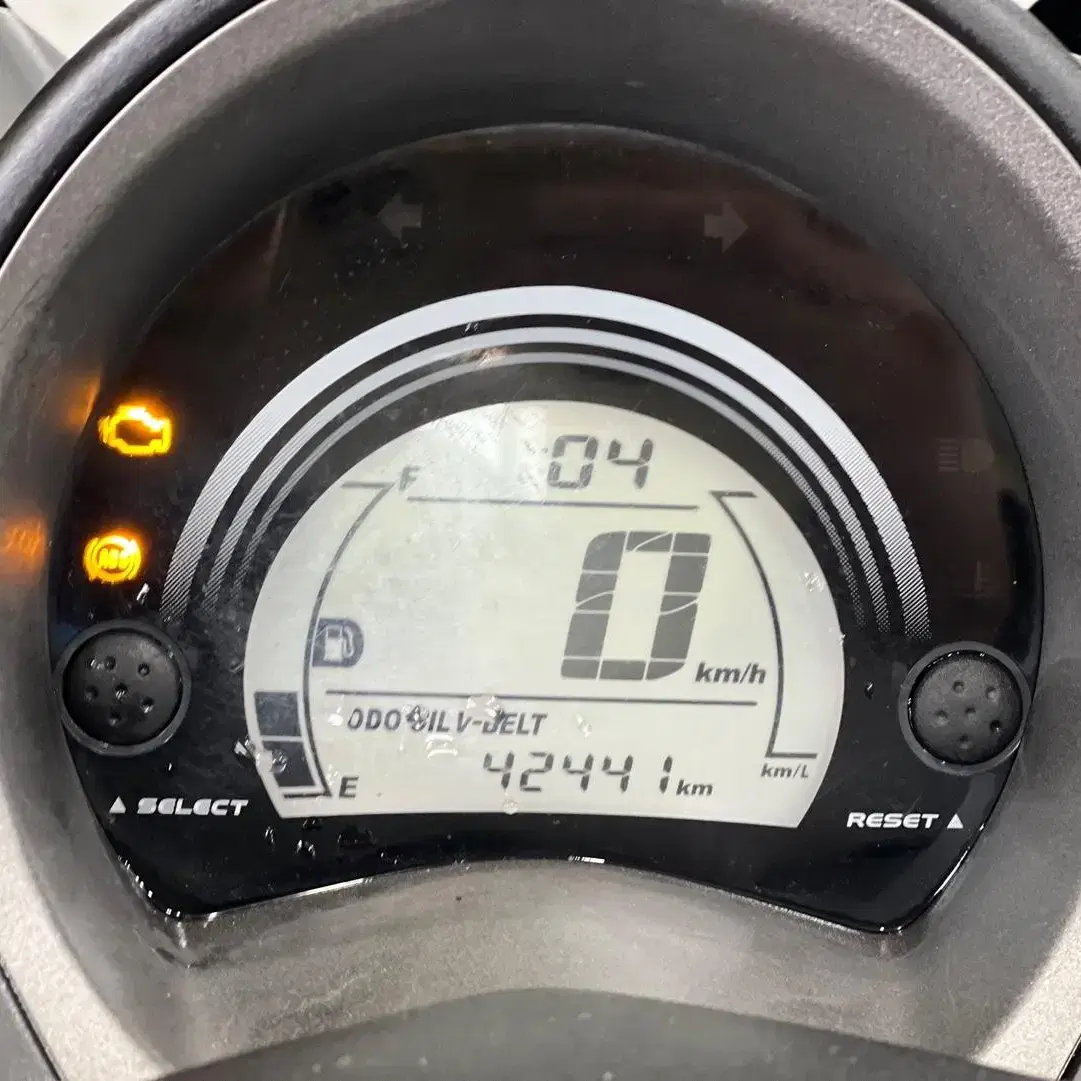 야마하 nmax 125cc 2018년식 튜닝잘되어있는차량 판매합니다