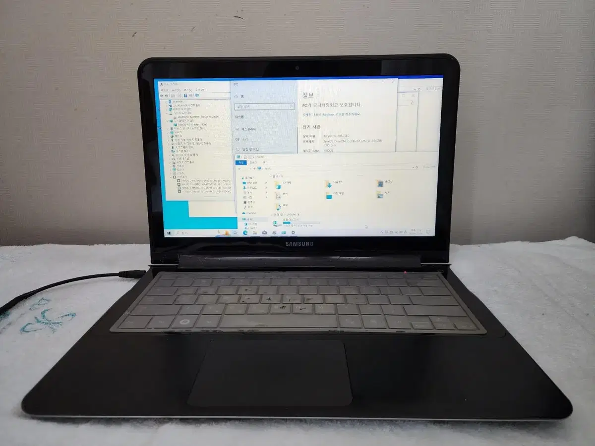 삼성노트북 NT900X3A (i5-2467M /4G /SSD128)