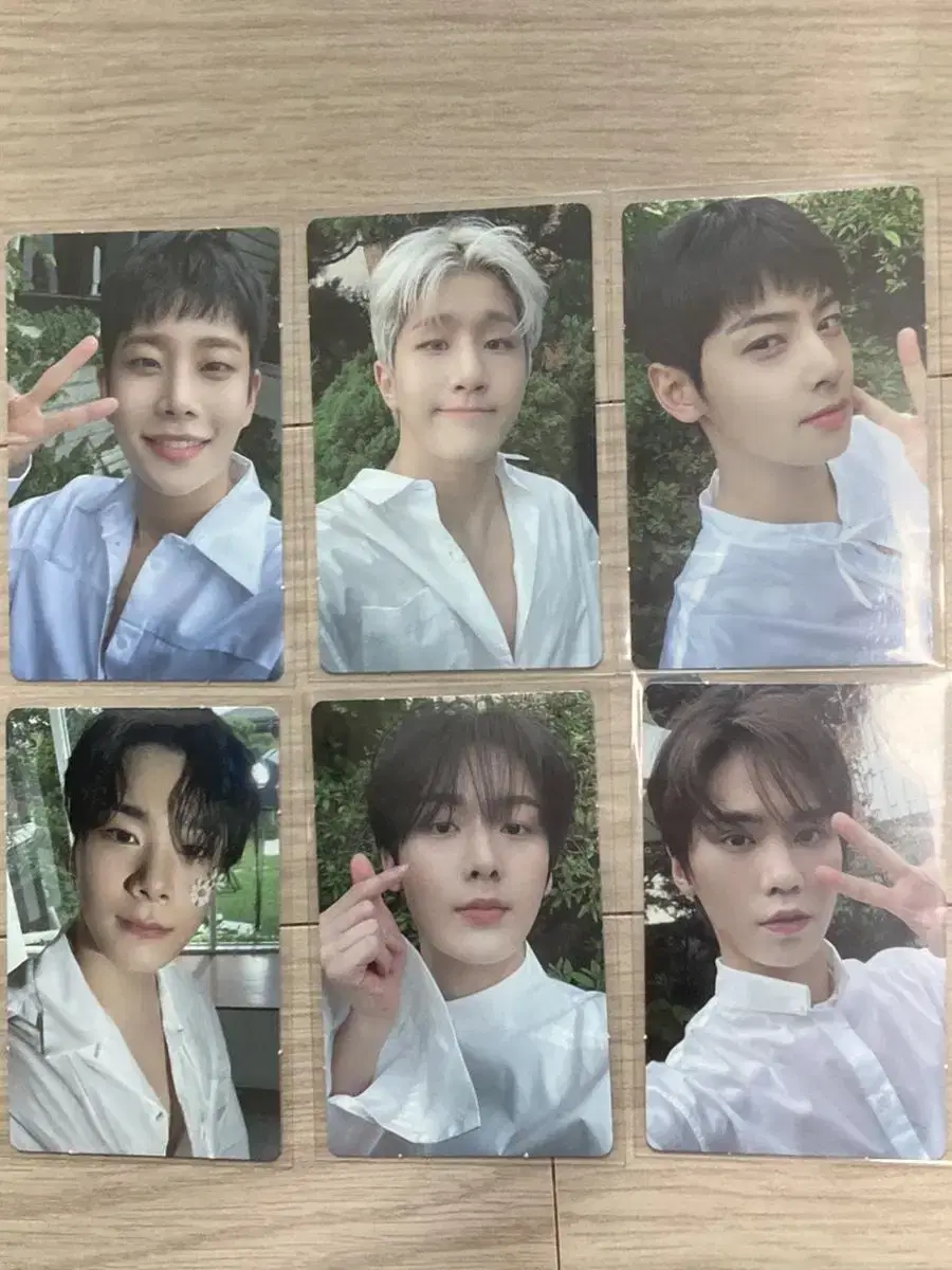 Astro 2022Seasons GreetingsPhotocard