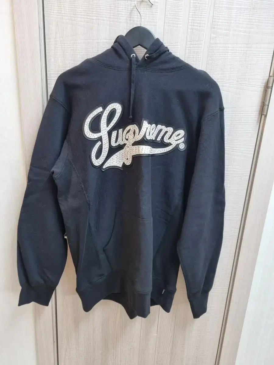 Supreme Leather Logo Brushed Hoodie size 105