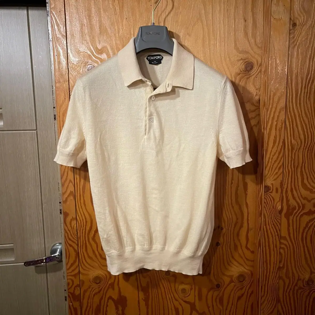 The Tom Ford cashmere knit polo shirt is sell.