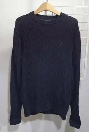 Nautica Cable Black Knit L