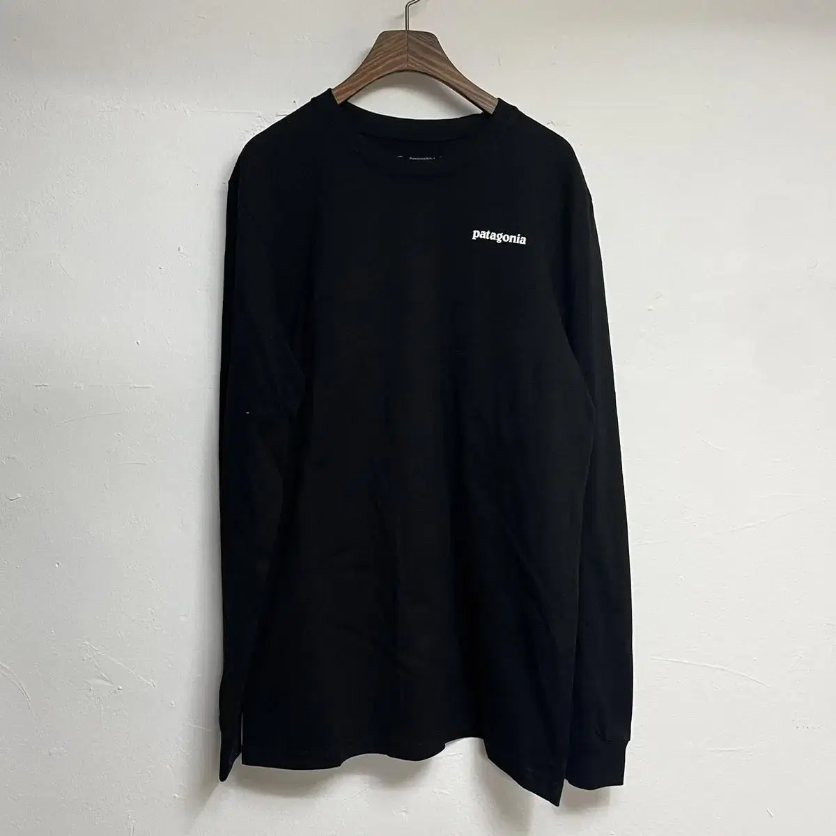 Patagonia P-6 Long Sleeve