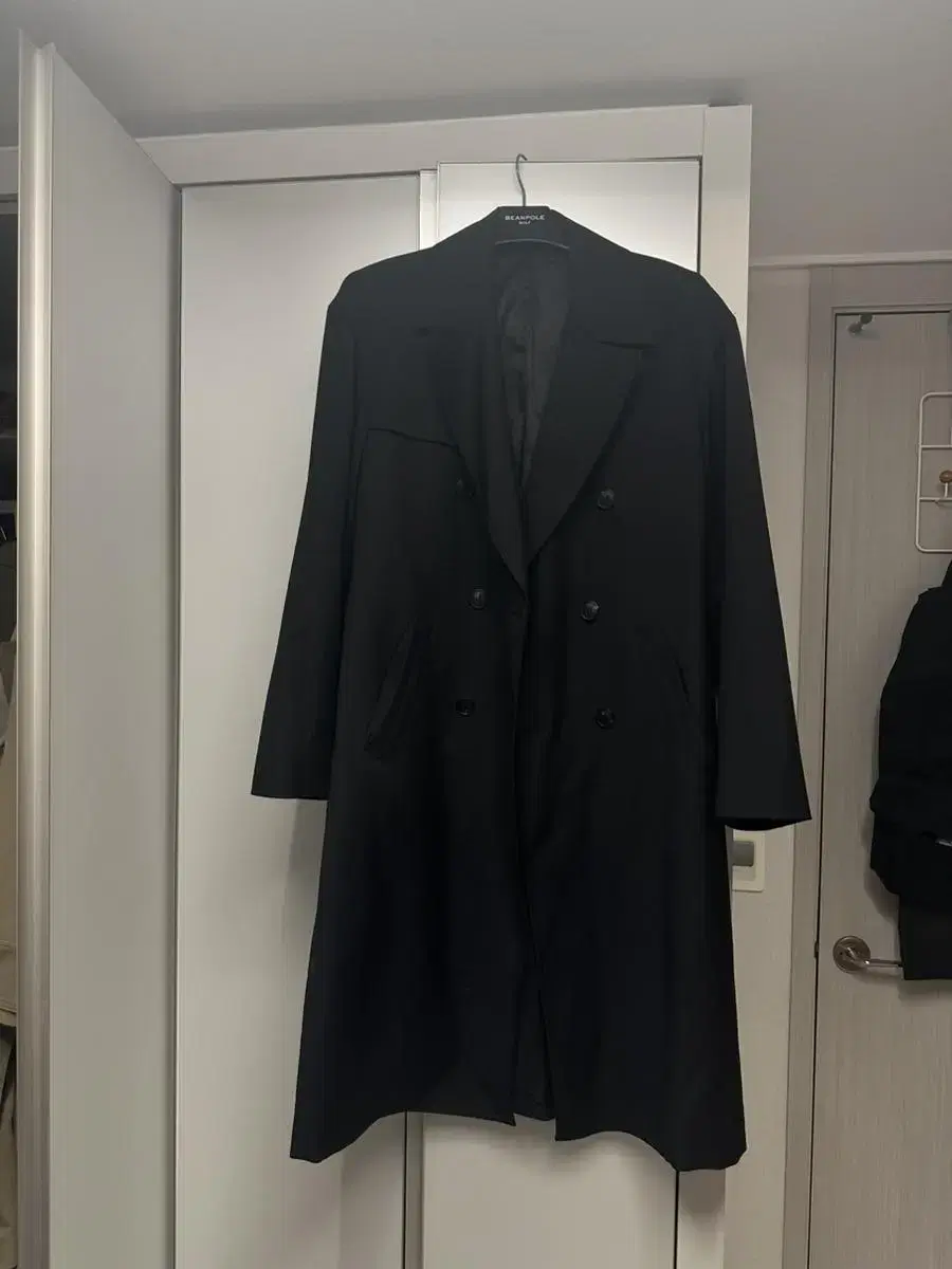 Belie Trench coat Black M