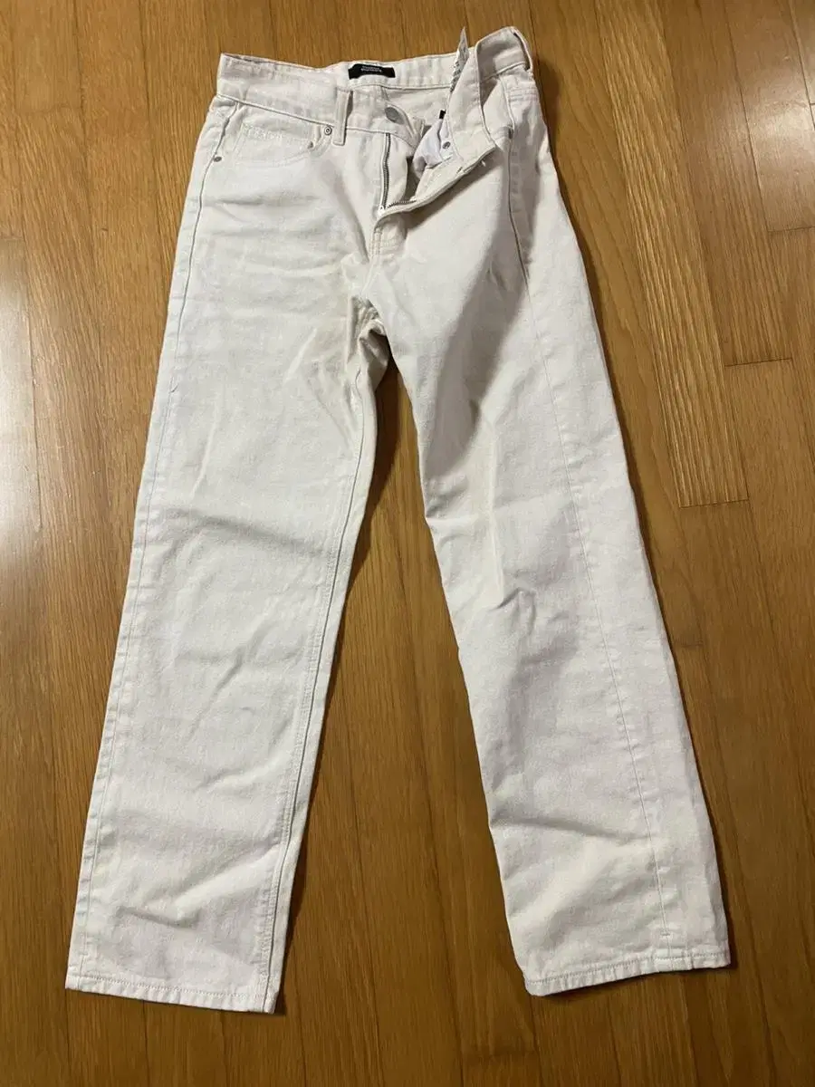 Gentleman's Standard White Denim Pants Size 28 ConditionSSS