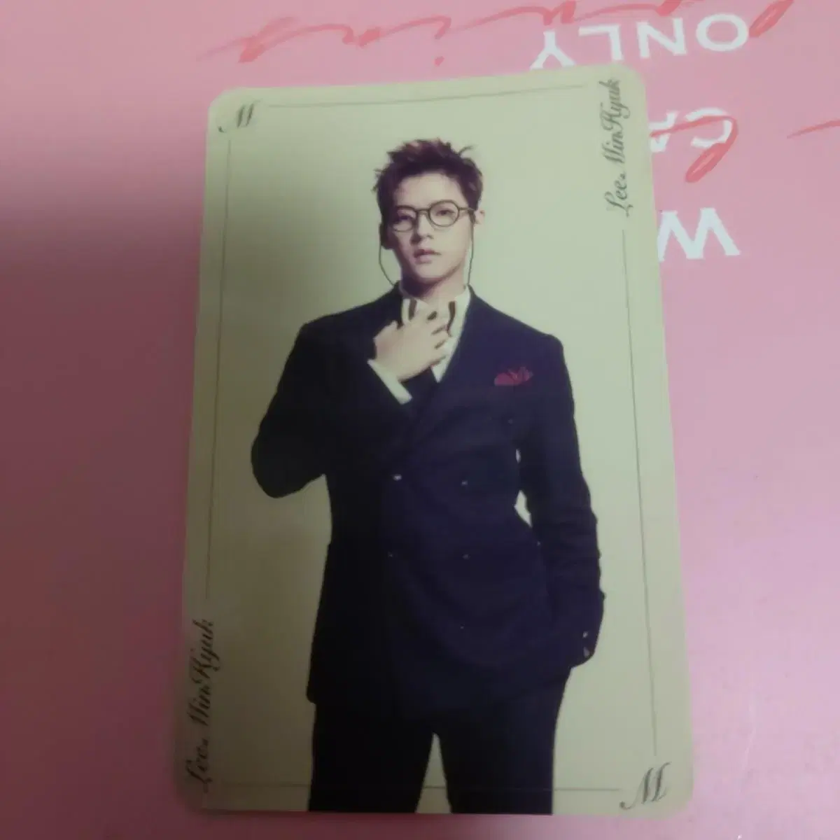 BTOB Movies lee minhyuk photocard sells