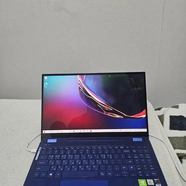 삼성 노트북  갤럭시북 플렉스 NT950QCG-X716c팝니다.