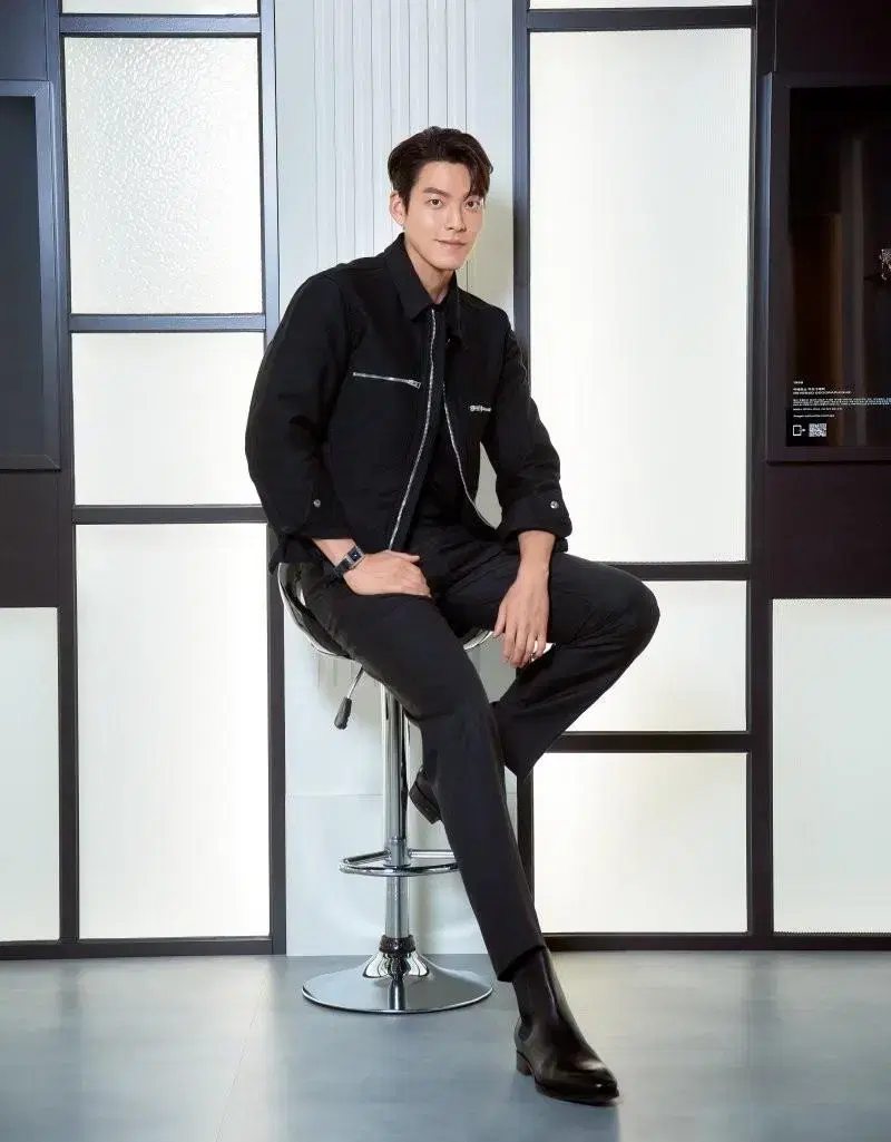 Tom Ford Tucker Jacket Khaki sells. Kim Woobin Jacket sells.