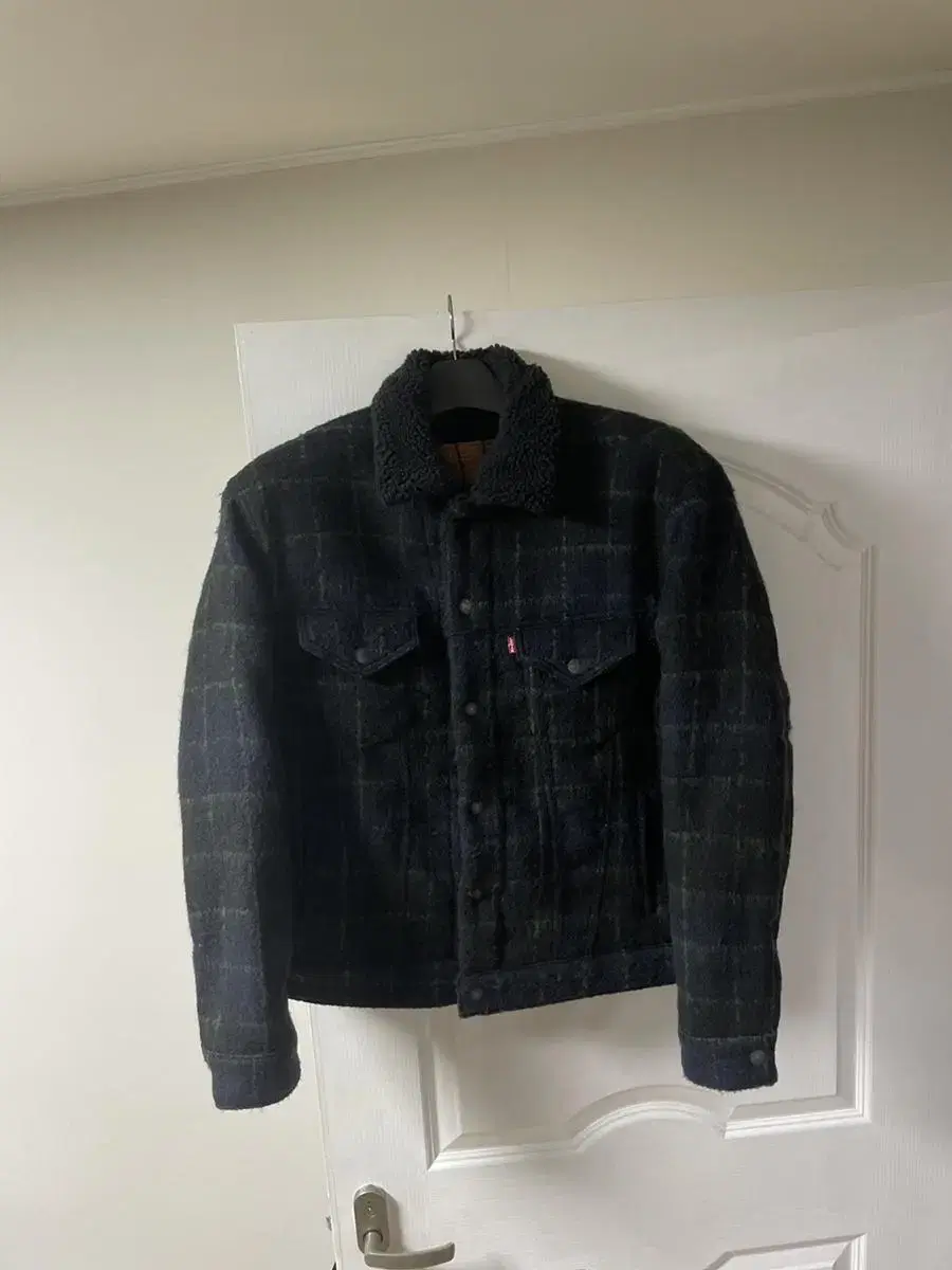 (M) Levi's Vintage Fit Sherpa Tracker Jacket