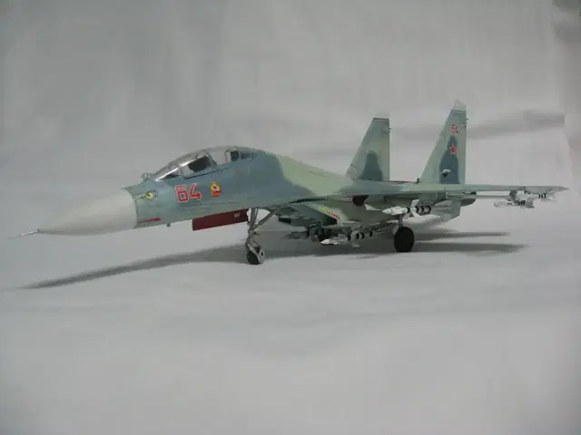 1/72 SU-27 전투기 프라모델 모형