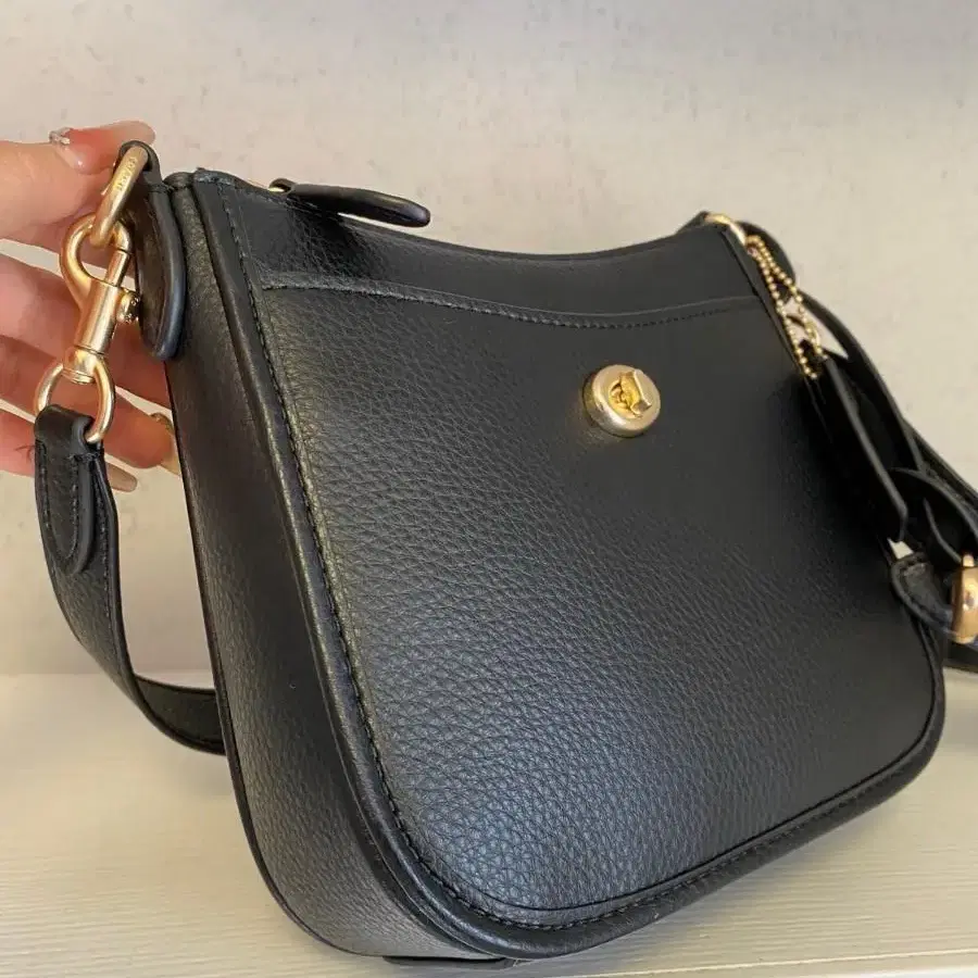 Coach 코치 숄더백 턴록 블랙 레이디스 CC390 B4BK 여성 데일